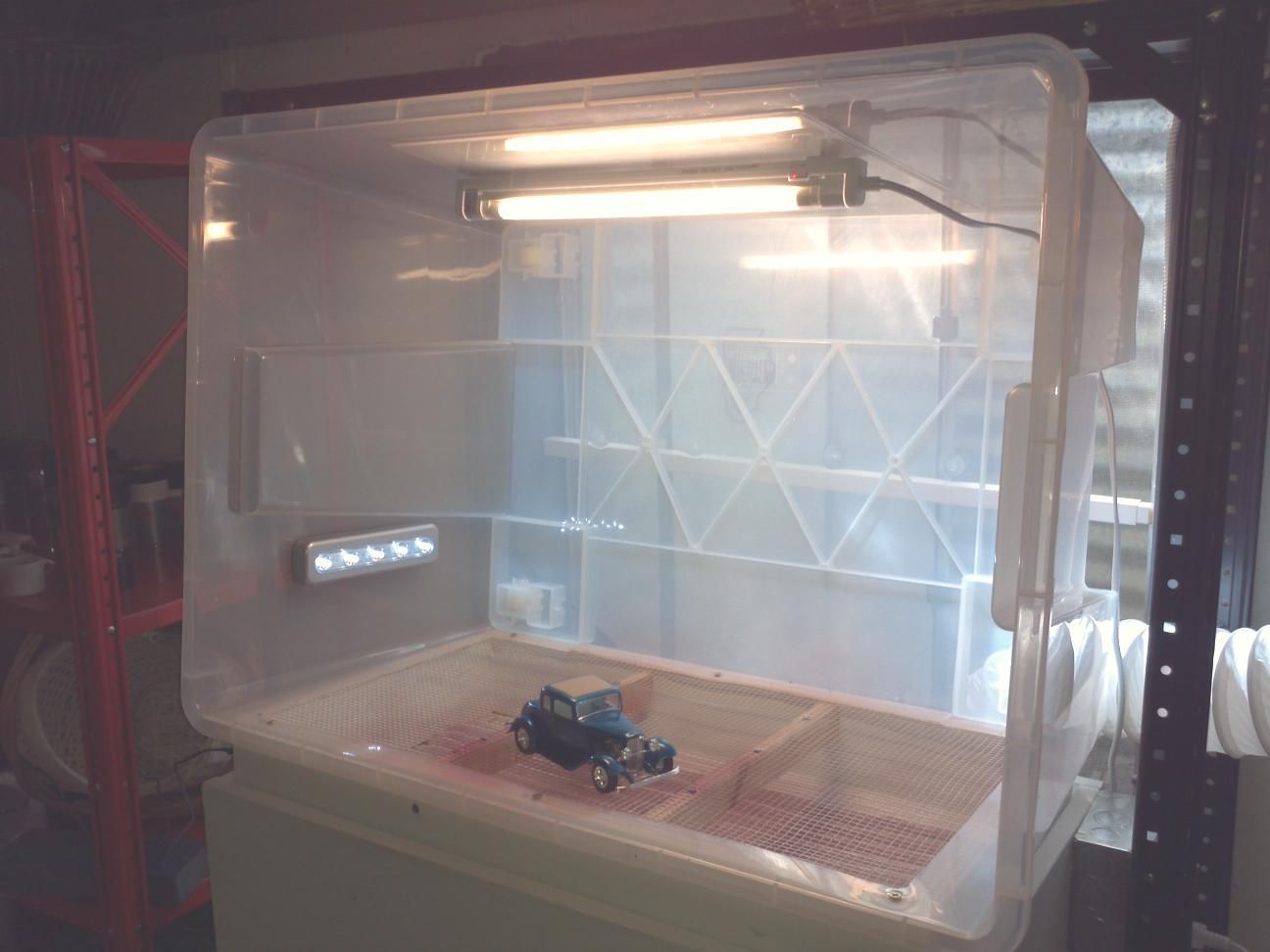 Homemade spray booth FineScale Modeler Essential magazine for scale